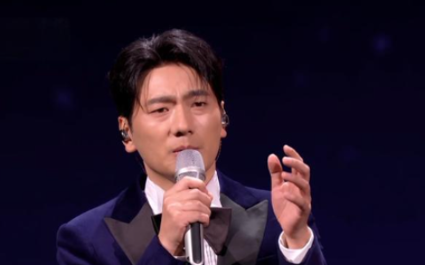 海来阿木：有些话，只能说给梦听；有些人，只能藏在《梦底》，附吉他谱